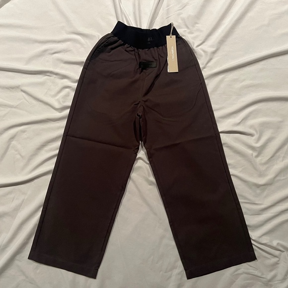 Fear of God Essentials Kids Relaxed Trouser “Iron” Size M - Picture 1 of 16
